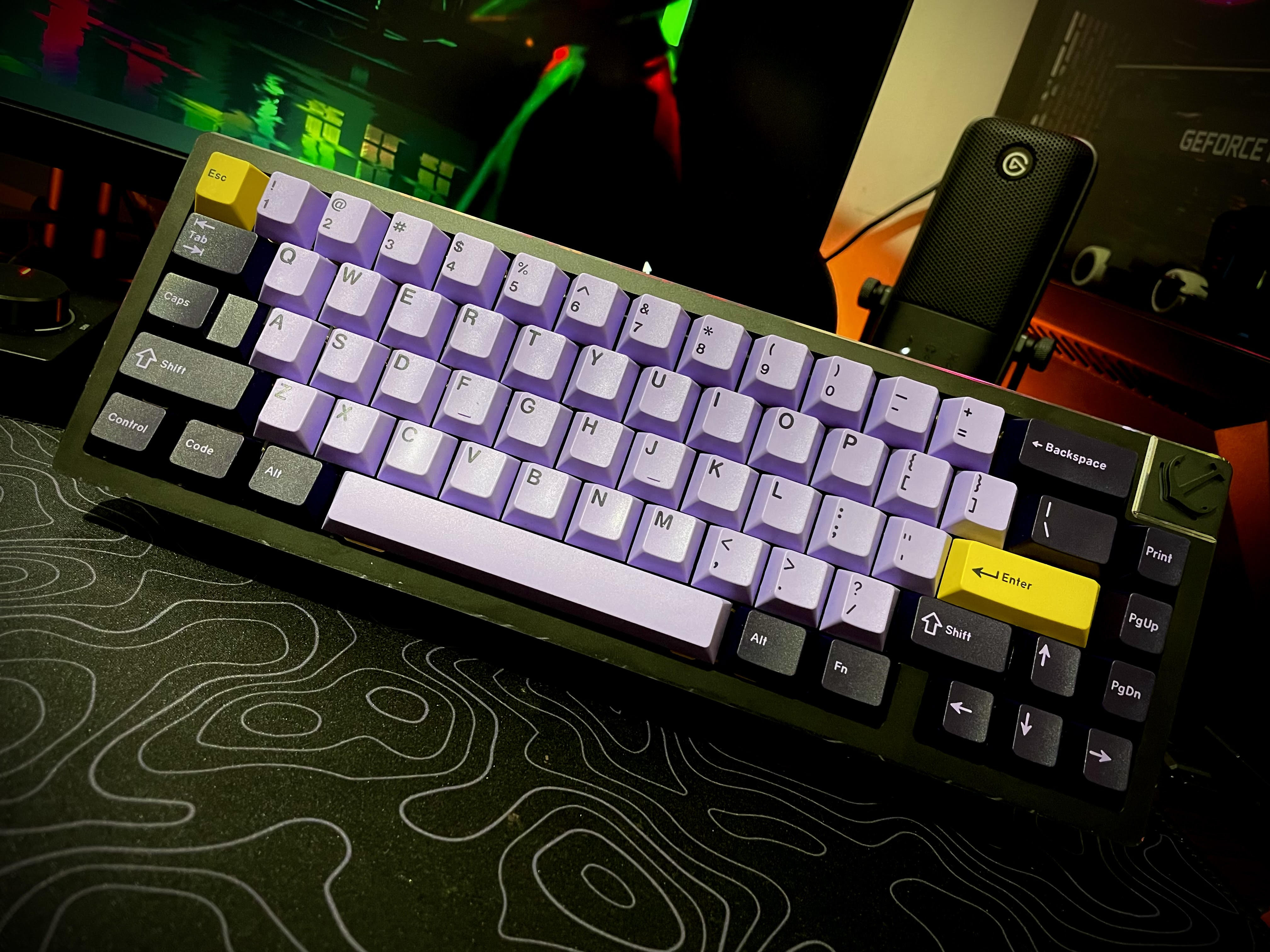 Think65 v2 LE + GMK Taro r2 black ink v2 | Scrolller