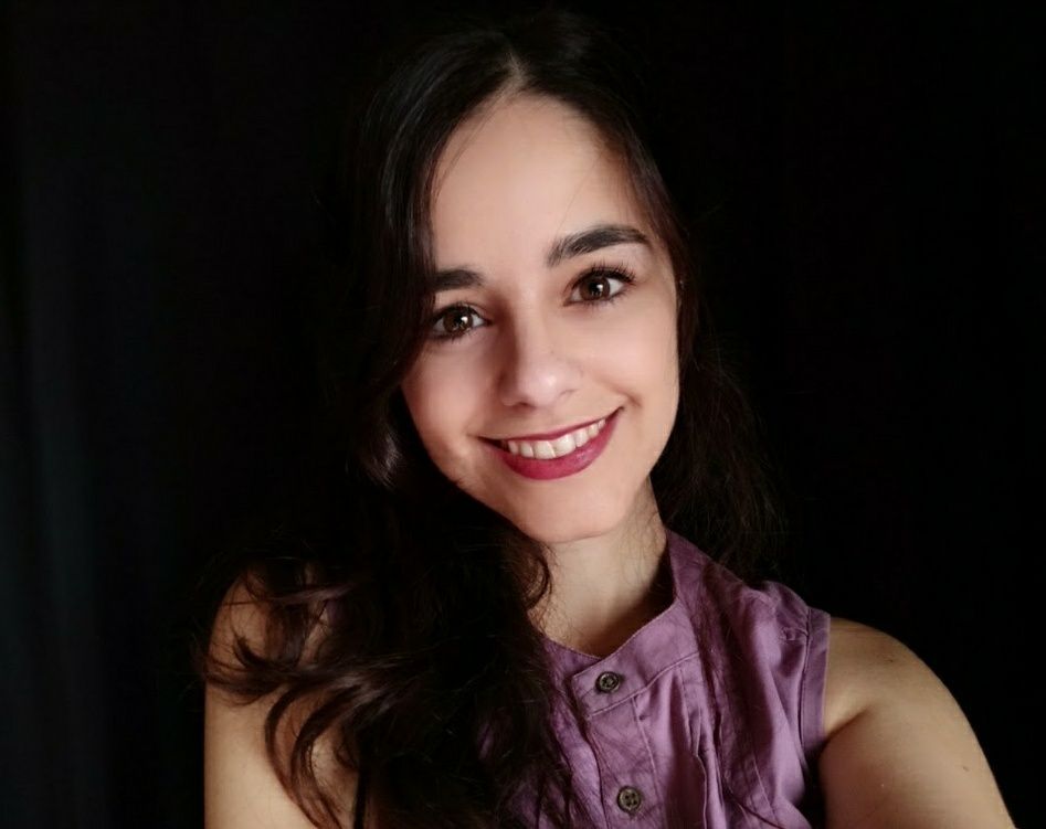 tiny hands ASMR Scrolller
