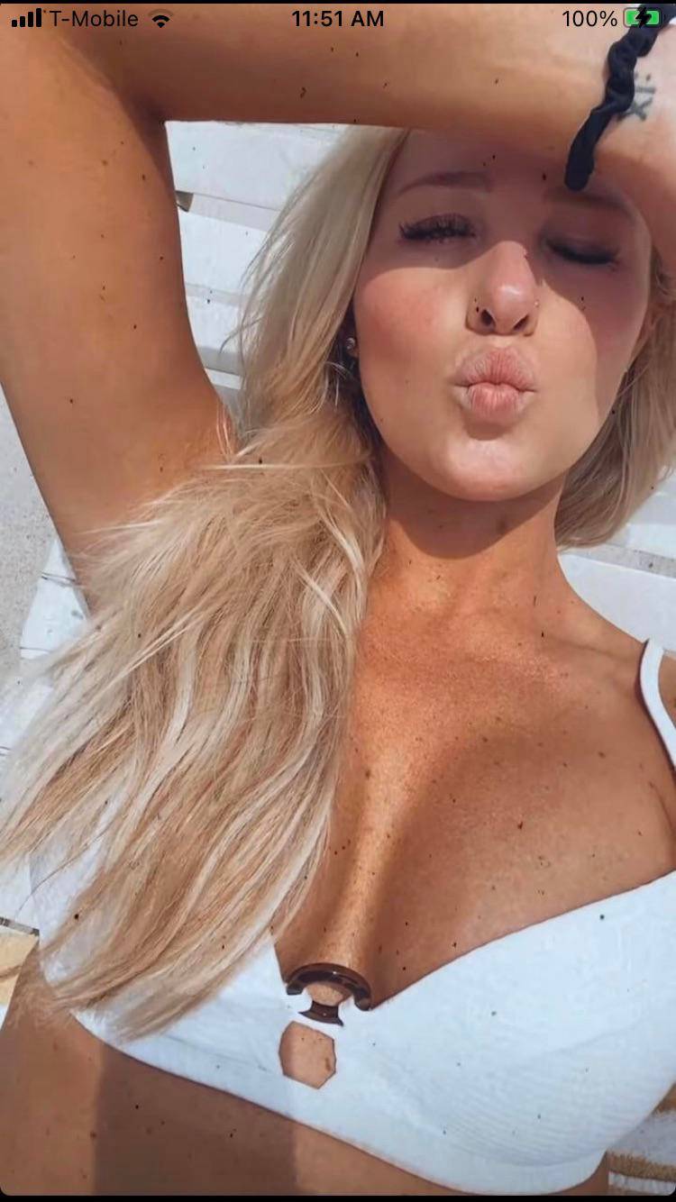 Tomi Lahren Anal