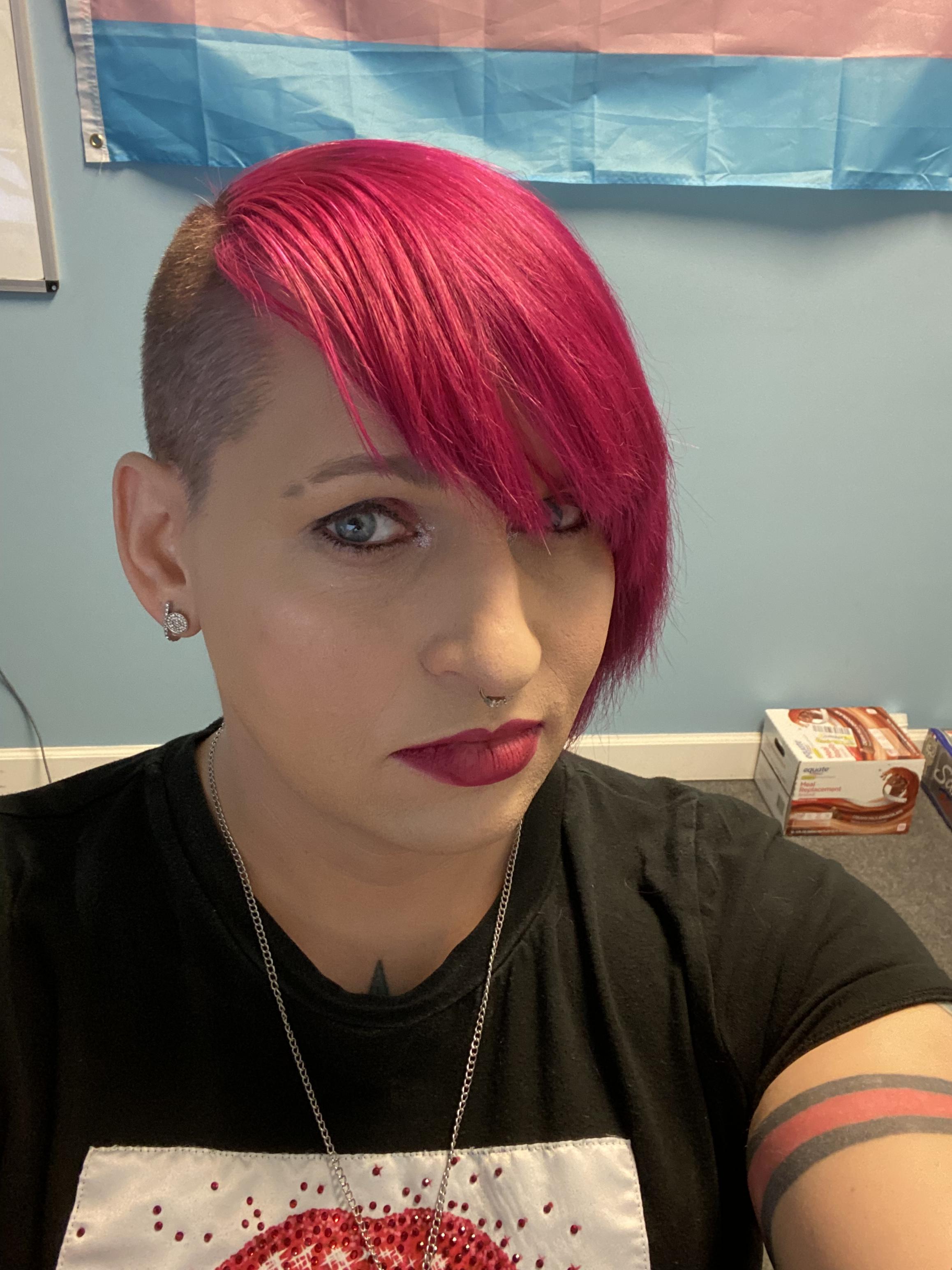 Trans Moms Can Be Cool Too! | Scrolller