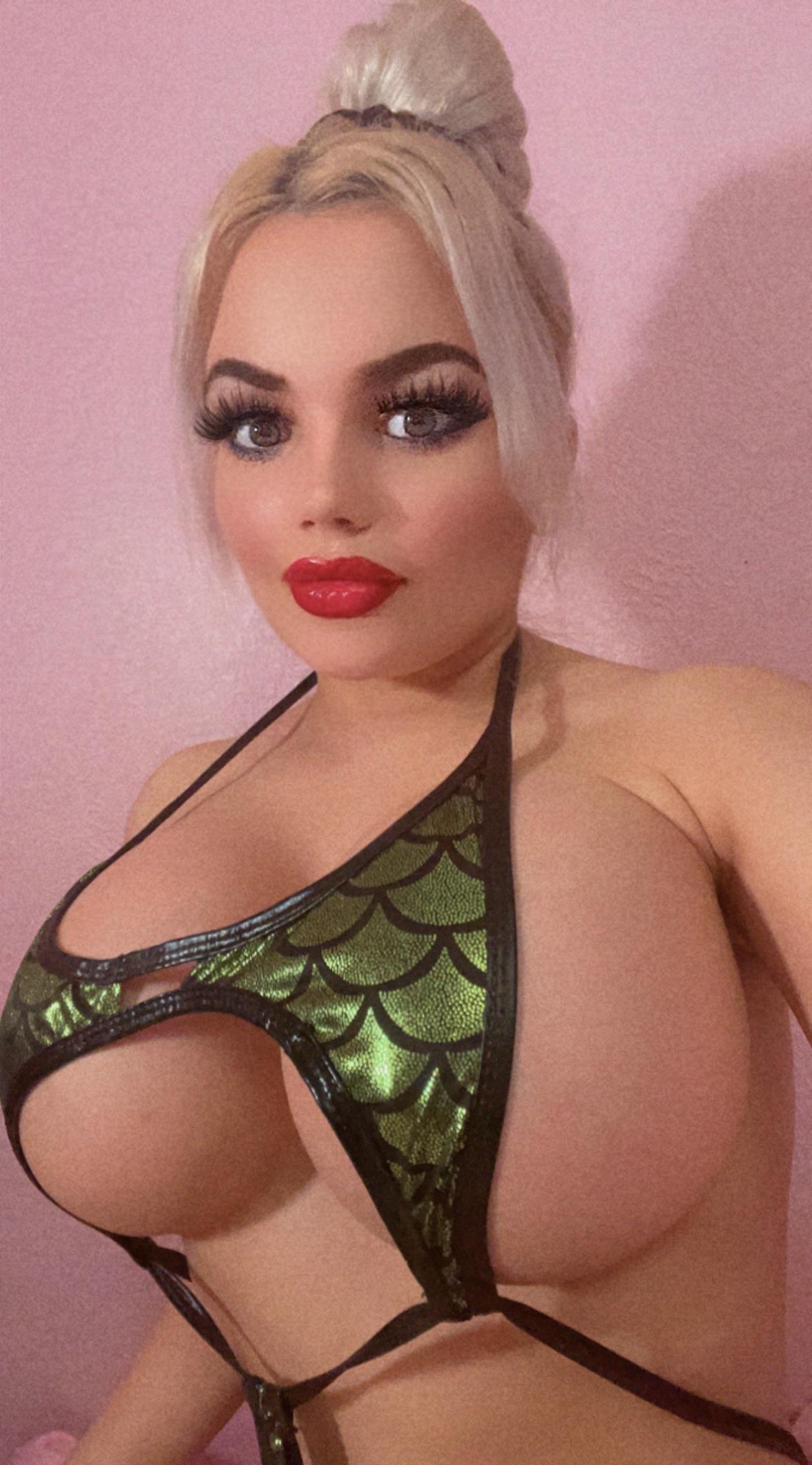 Twitter mistressmarina_ Scrolller