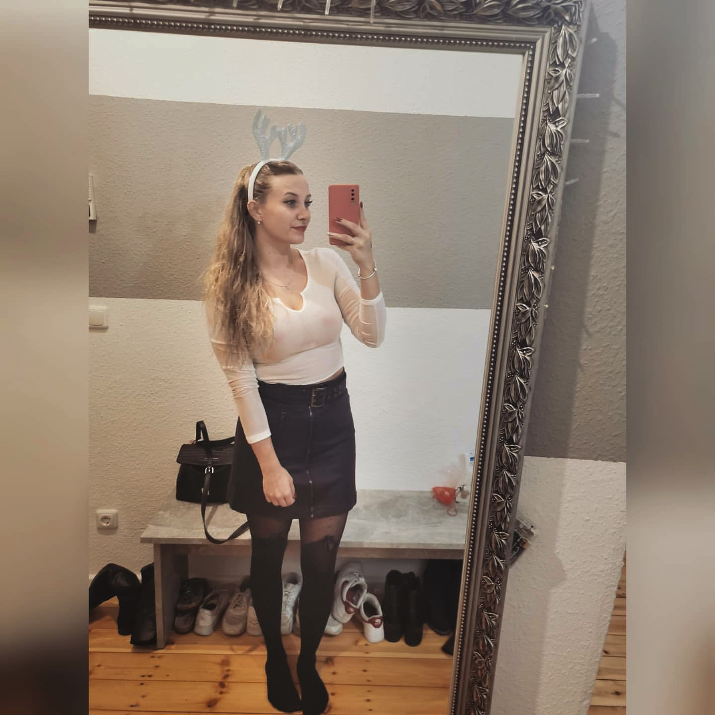 How to Style a Braless Scrolller for Everyday Comfort