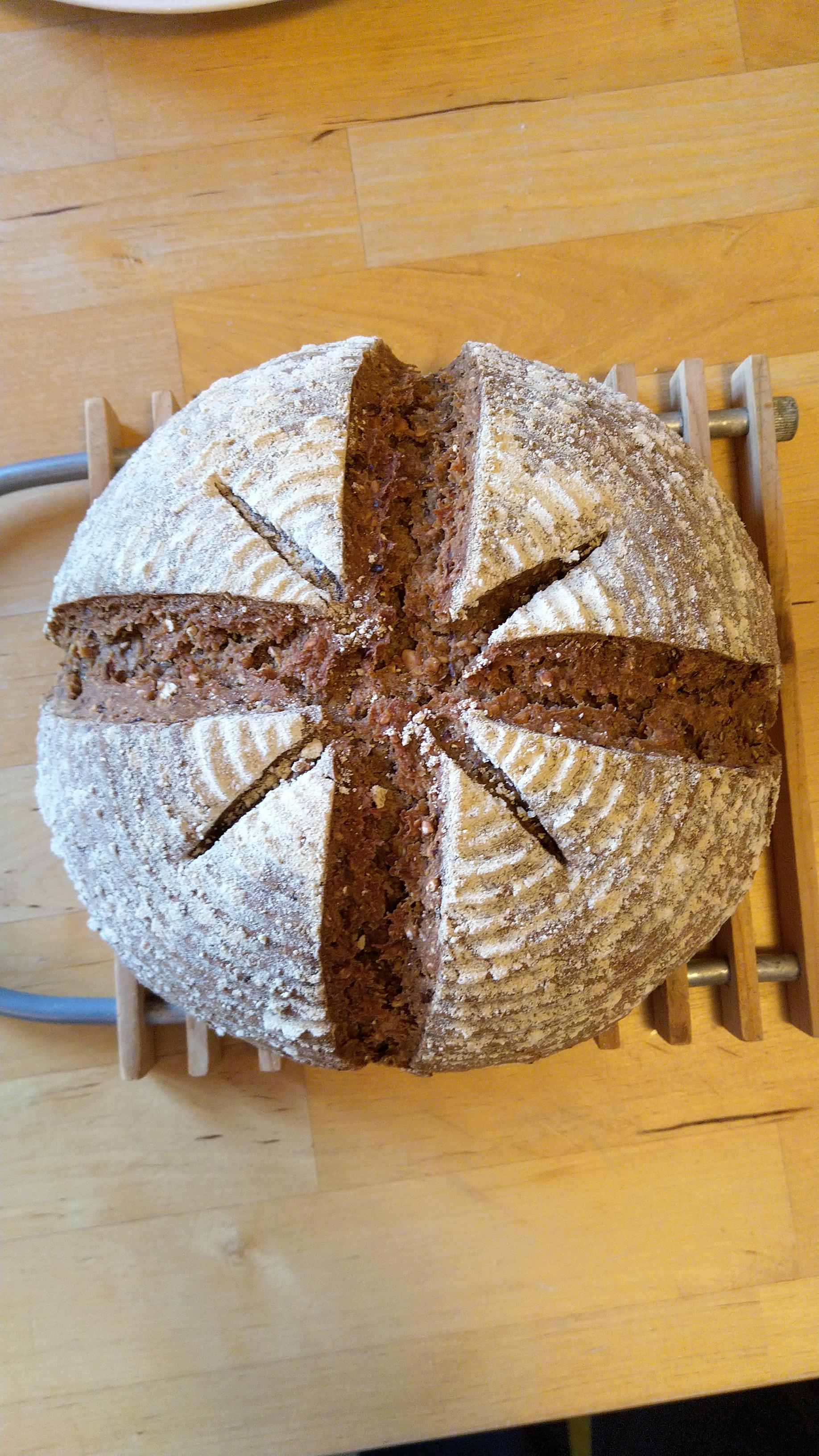 Von vielen als das Kreuzritter Brot bezeichnet, ein witziger Schnitt ...