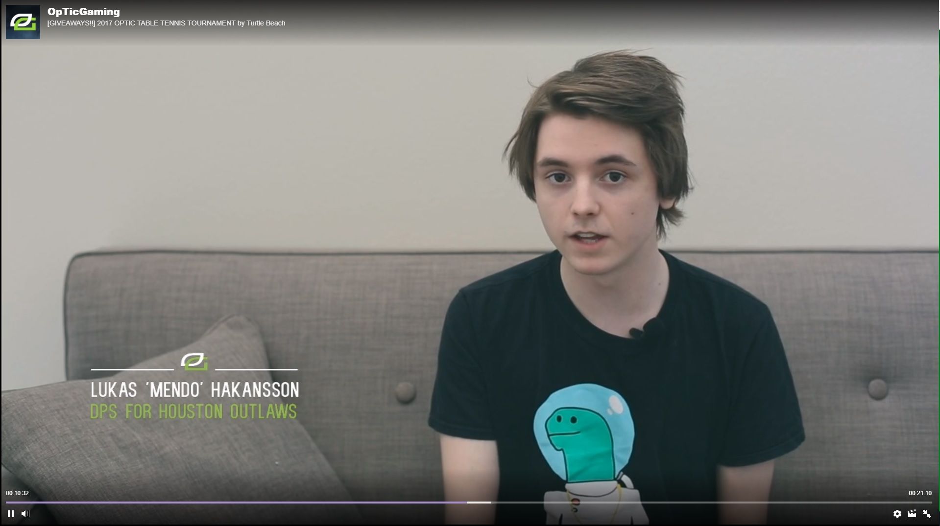 was watching Optic Gaming announce their new Overwatch team when Lamar