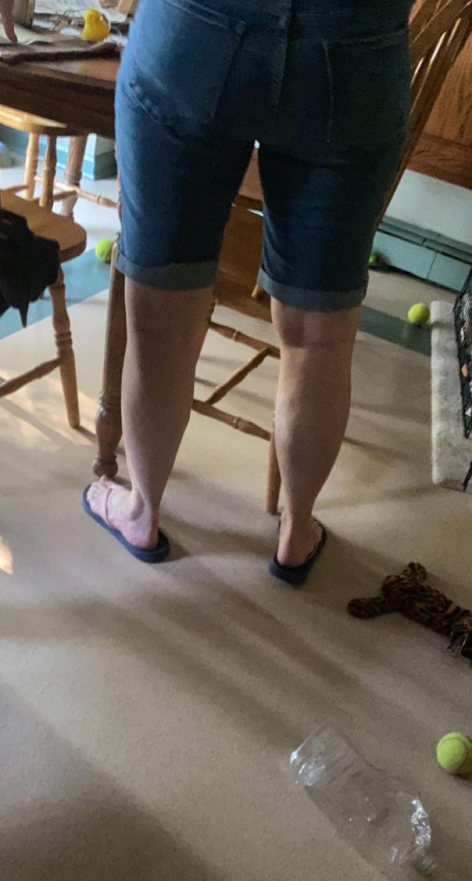 What Do U Think Of My Moms Tight Butt Scrolller 