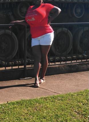 Who can help me get my moms nudes? Scrolller