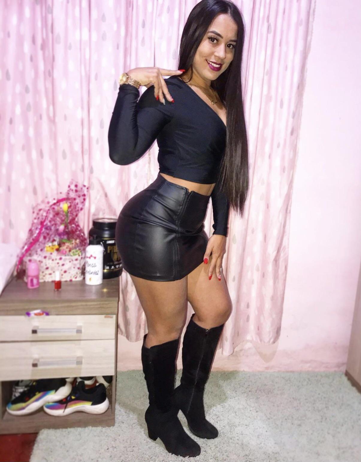 The Hollieberryyyyyy Onlyfans Scandal You Need To See - pp1rod7