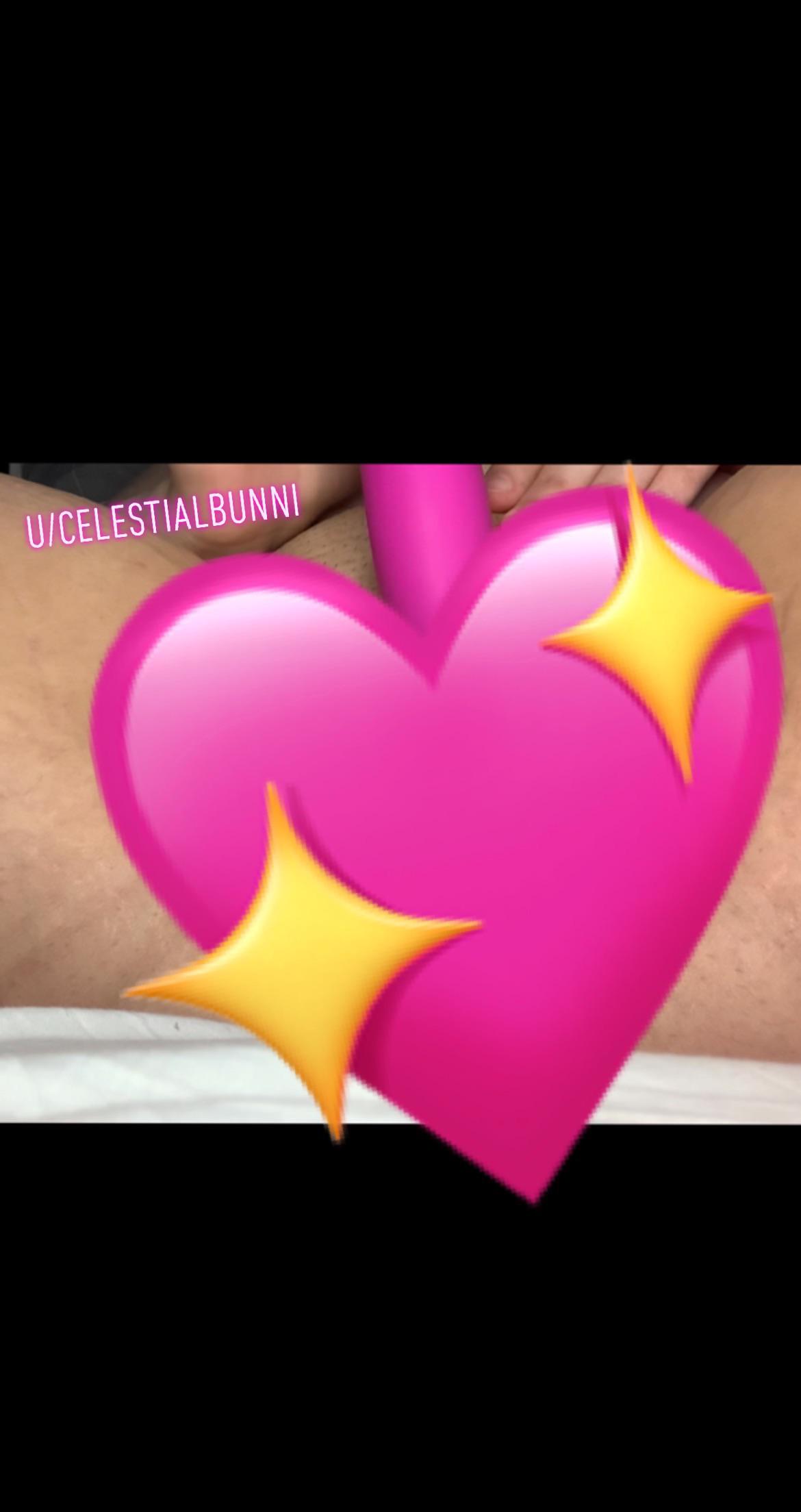 Who Wants To See The Uncensored Version Of This I Cream And Cum Everywhere Using This Pink Toy🥰 