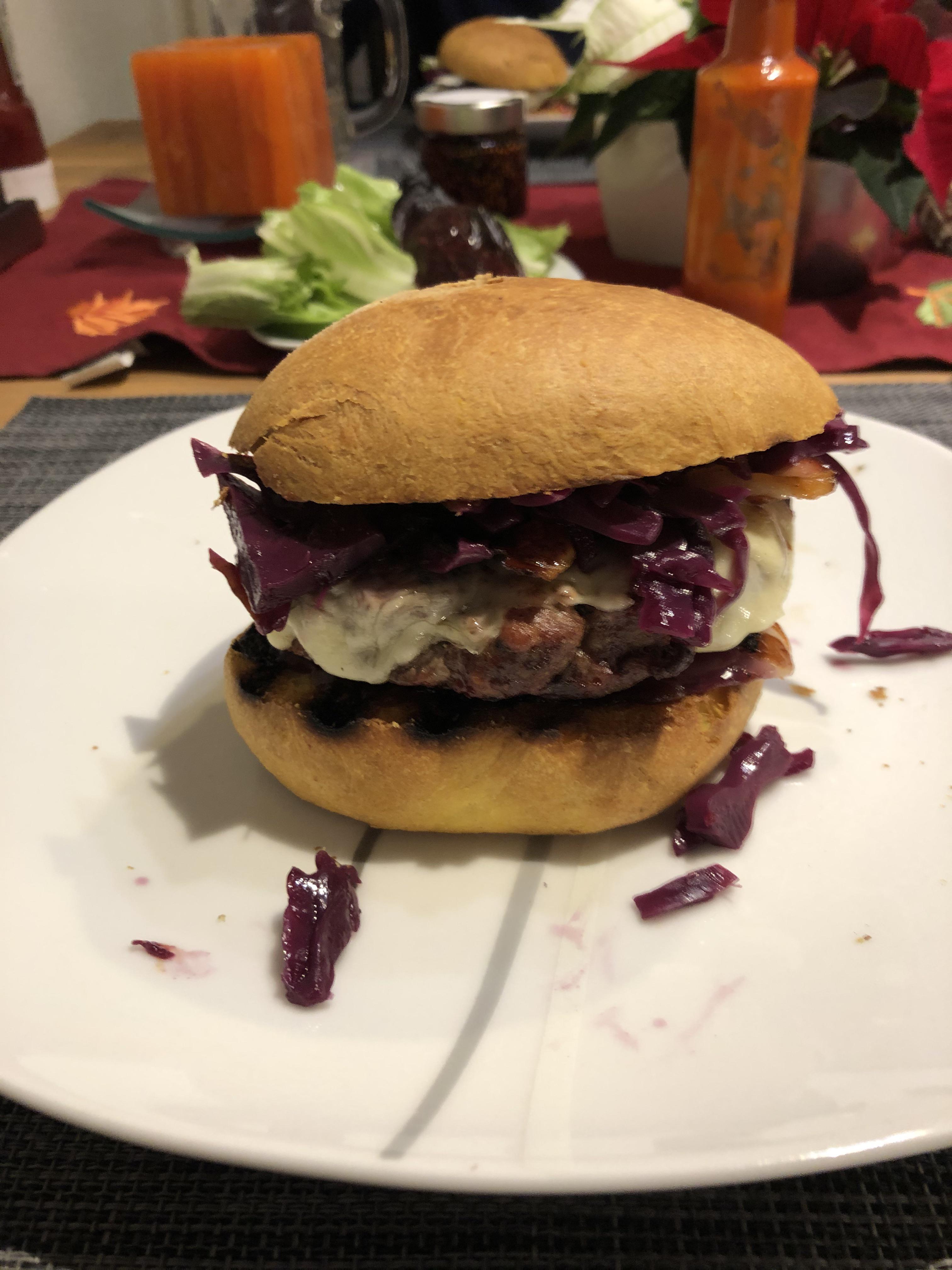 Wildwochen - Rehburger mit Blaukraut | Scrolller