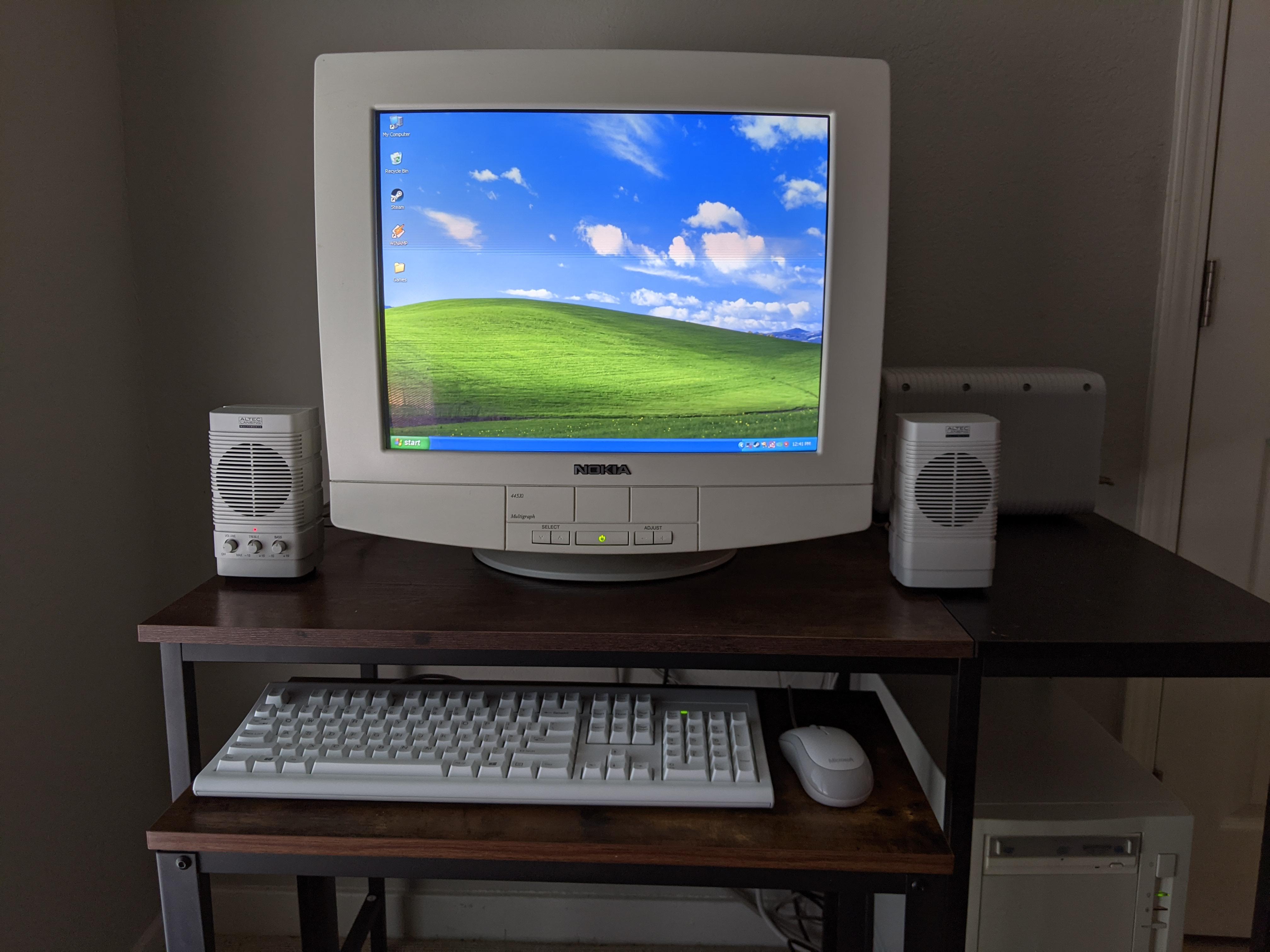 Windows XP Bliss. | Scrolller