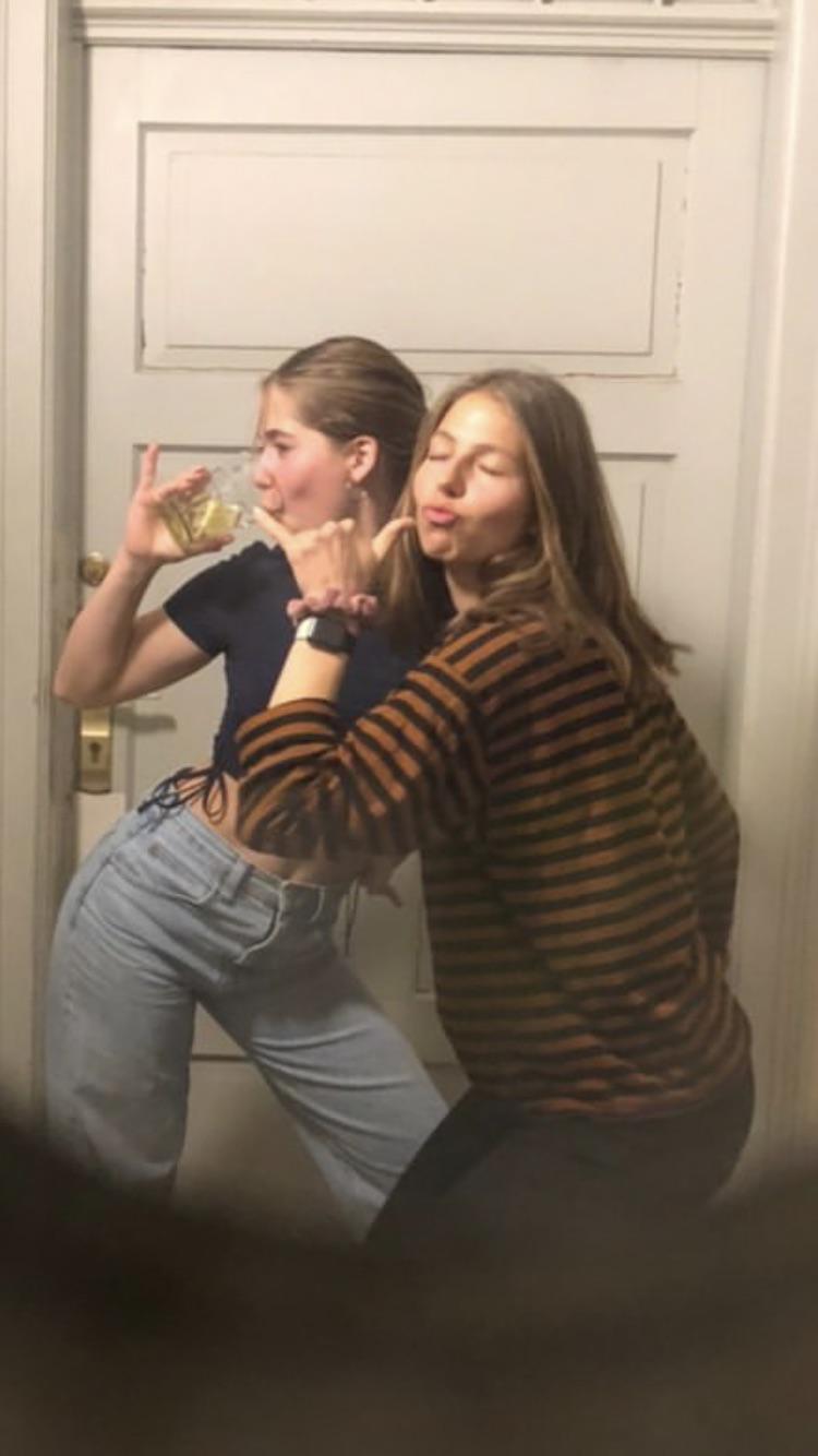 Would U Fuck These 2 Sisters Scrolller