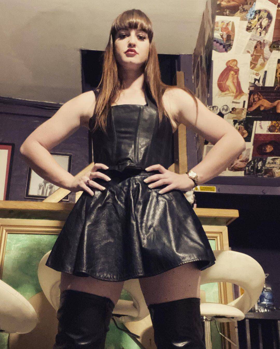 Would you like to become my submissive sissy,get ferminized,cross dress ...