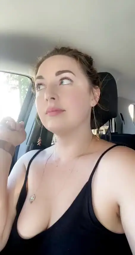 32 F - public flashing