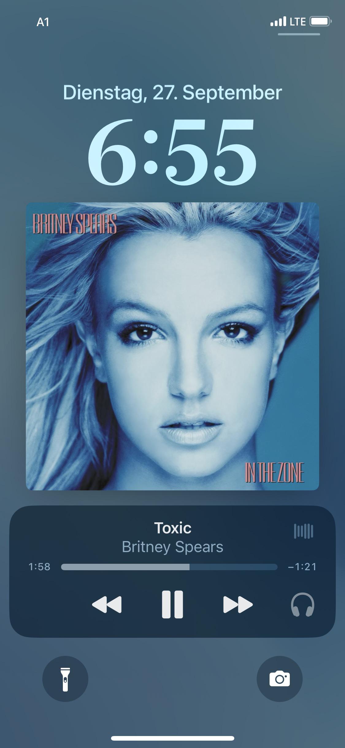 a-good-morning-starts-with-a-britney-song-scrolller