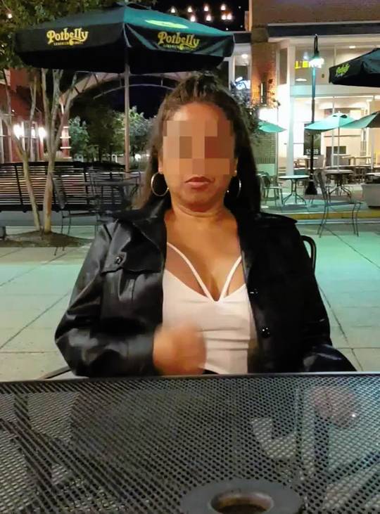 Busty mom of 3 looking for a 4th | Scrolller
