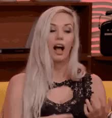 Alanah Pearce Scrolller