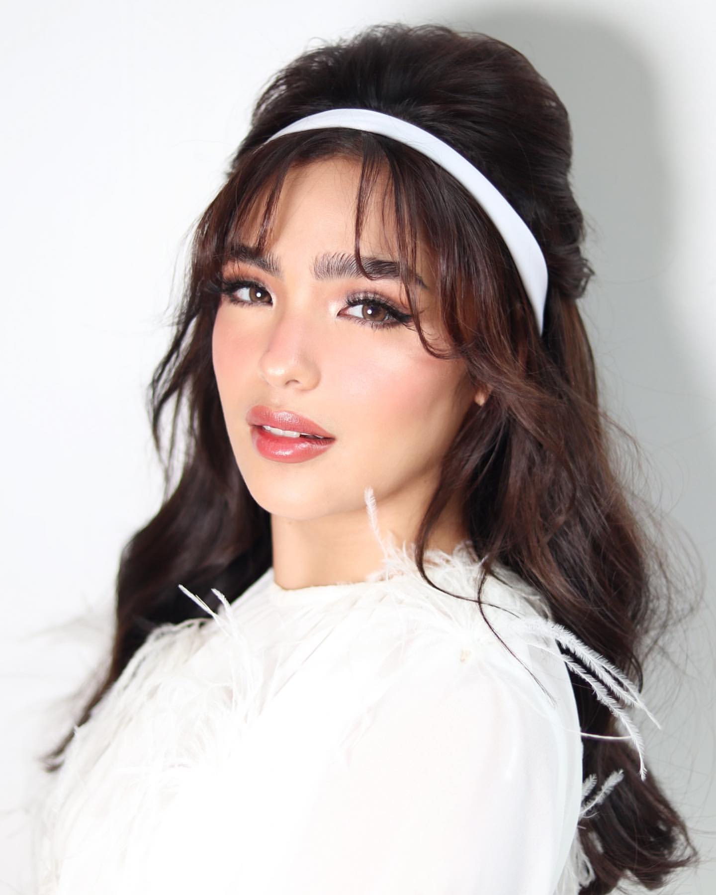 Andrea Brillantes | Scrolller