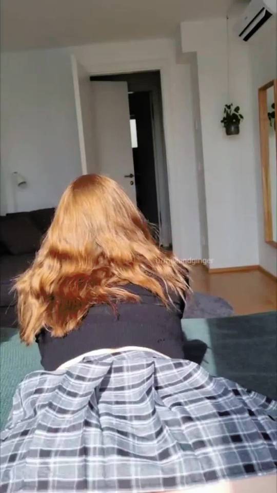 Bending over for you in my little skirt ;) Scrolller