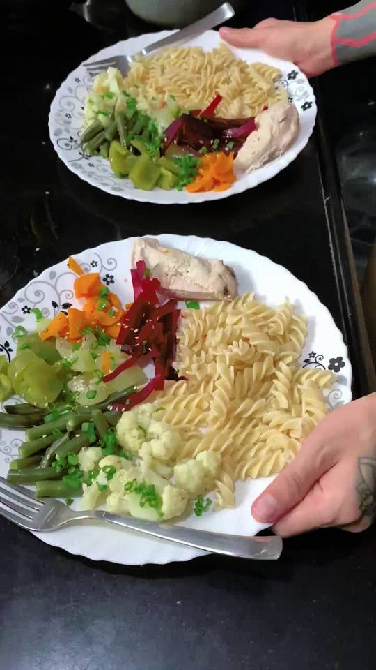 Best Pasta Serving 😄 Scrolller