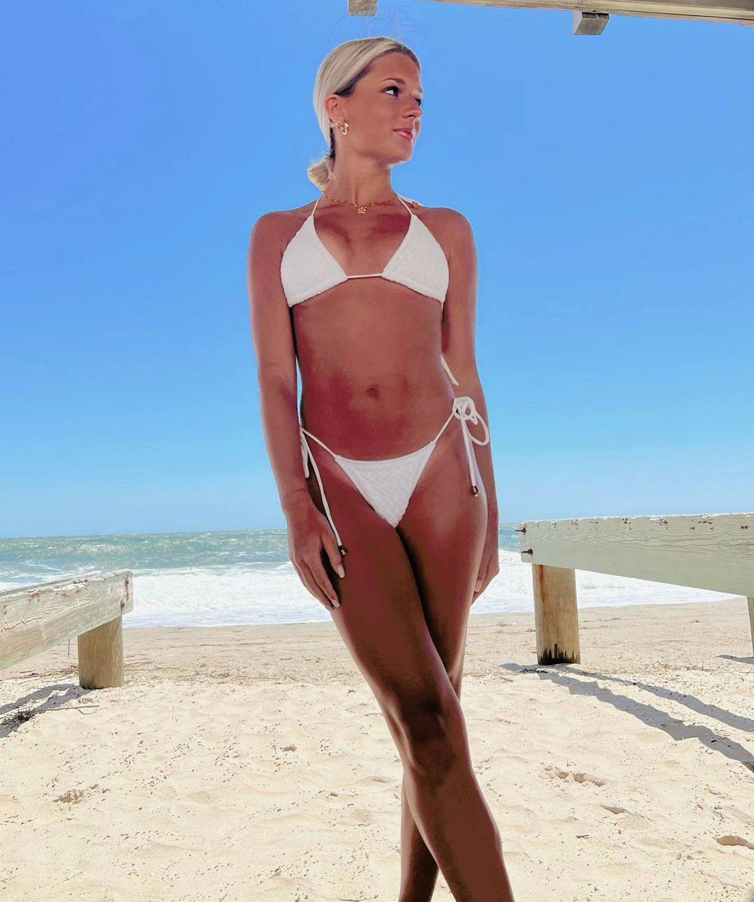 Blondes and BBC we go together face it | Scrolller