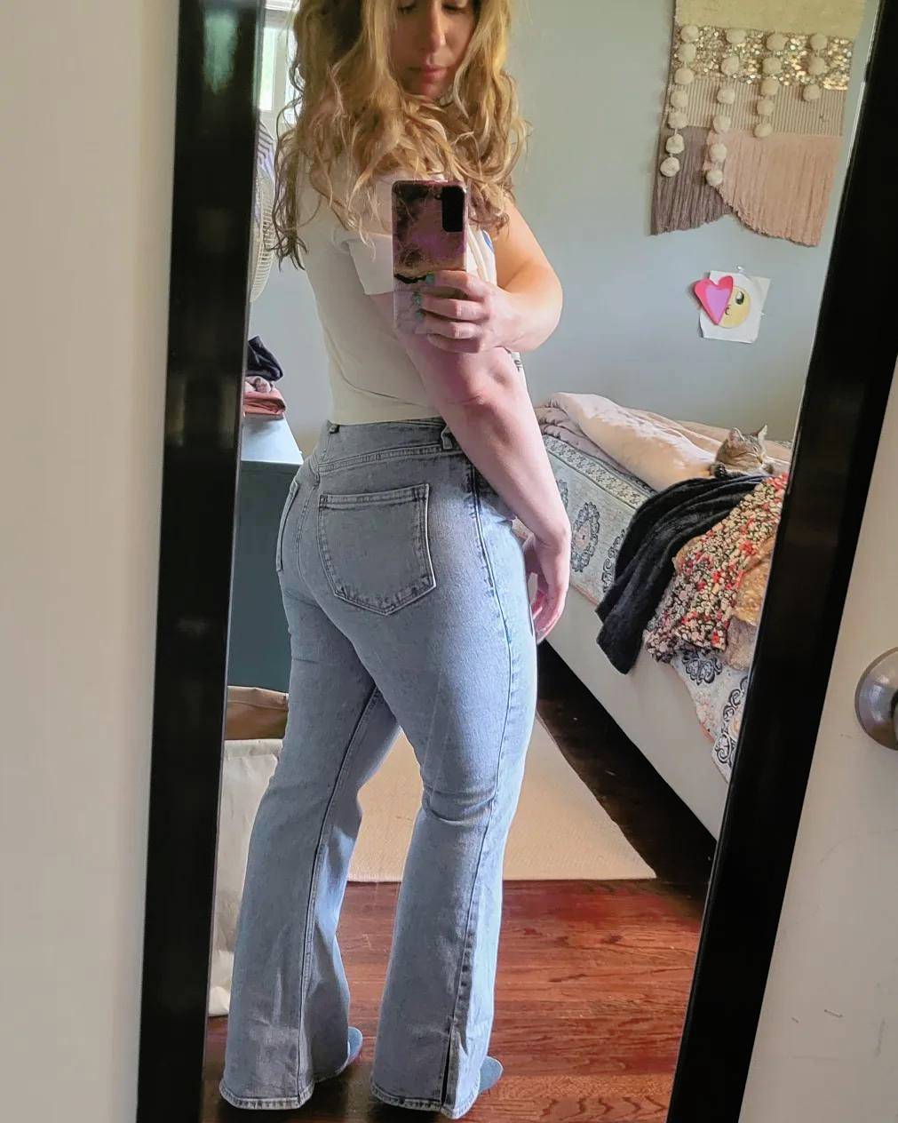 Blue Jean Booty Scrolller