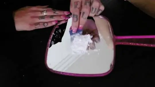 Bonnie Rotten Snorting Coke With Gia And Want Anal