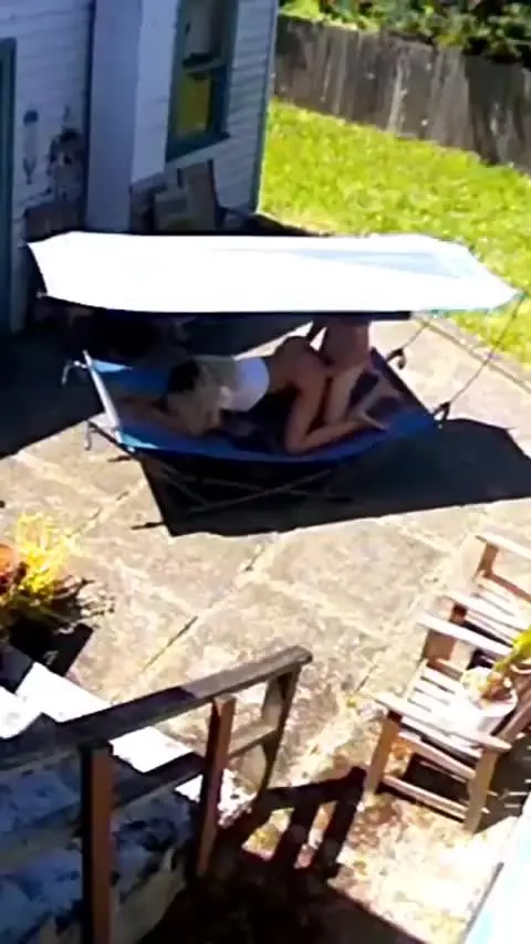 caught on security cam, surprise finish at the end 🎥