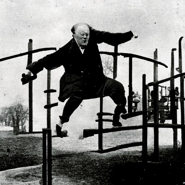 Churchill Doing Parkour In A Playground Scrolller