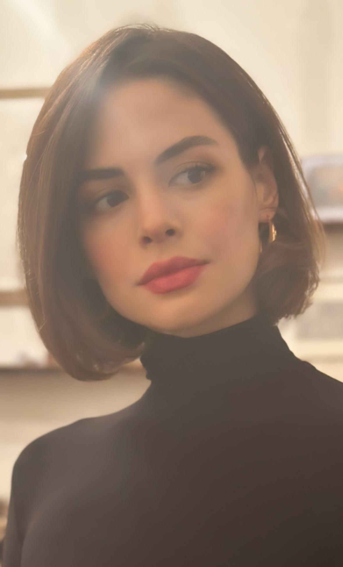 Conor Leslie | Scrolller