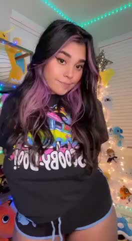 Creampie me or pass?🍦🥧 | Scrolller