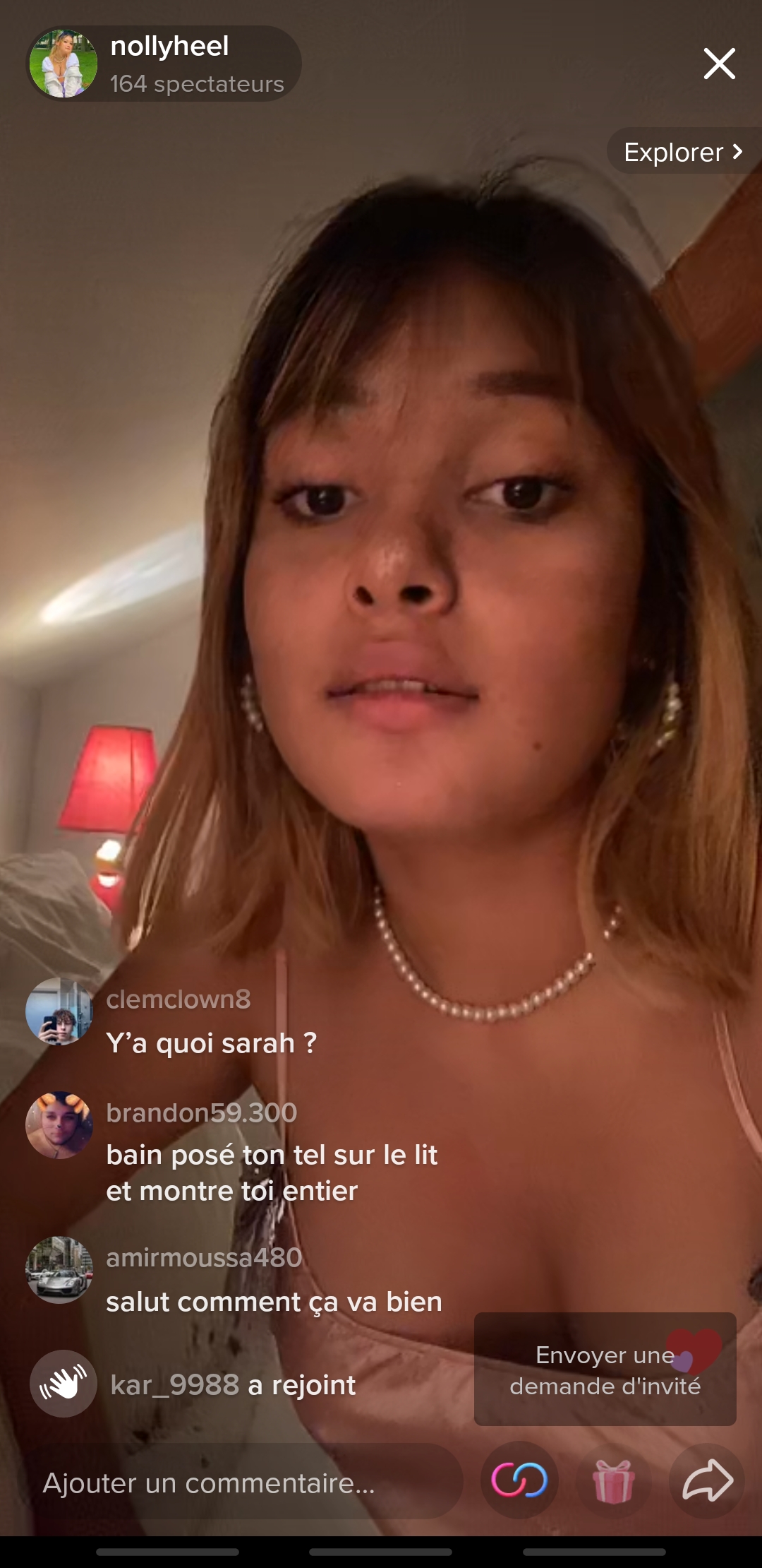 En Live Elle A Déjà Fait Un Nip Slip J Ai Pas Pu Screen Scrolller