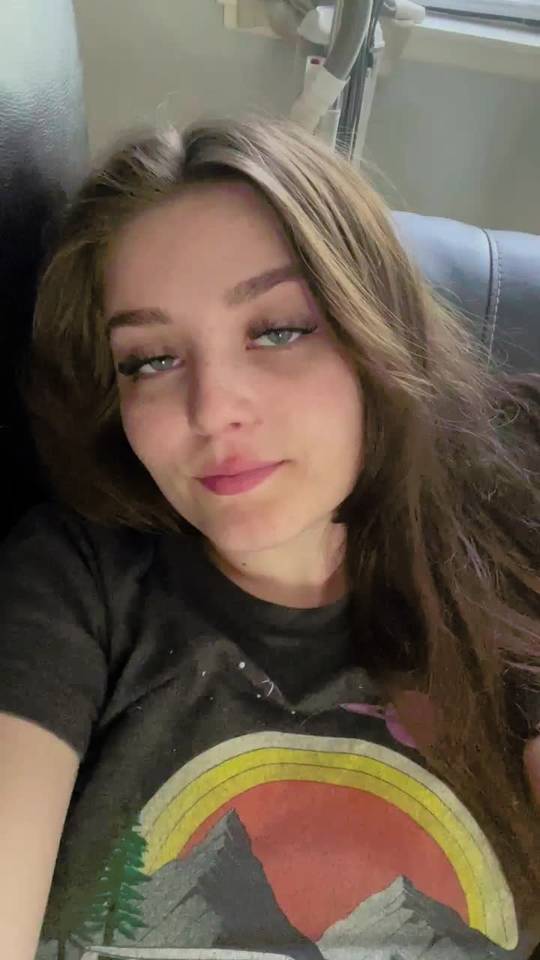 Would You Like To Eat Or Fuck 😏🥰 Scrolller 