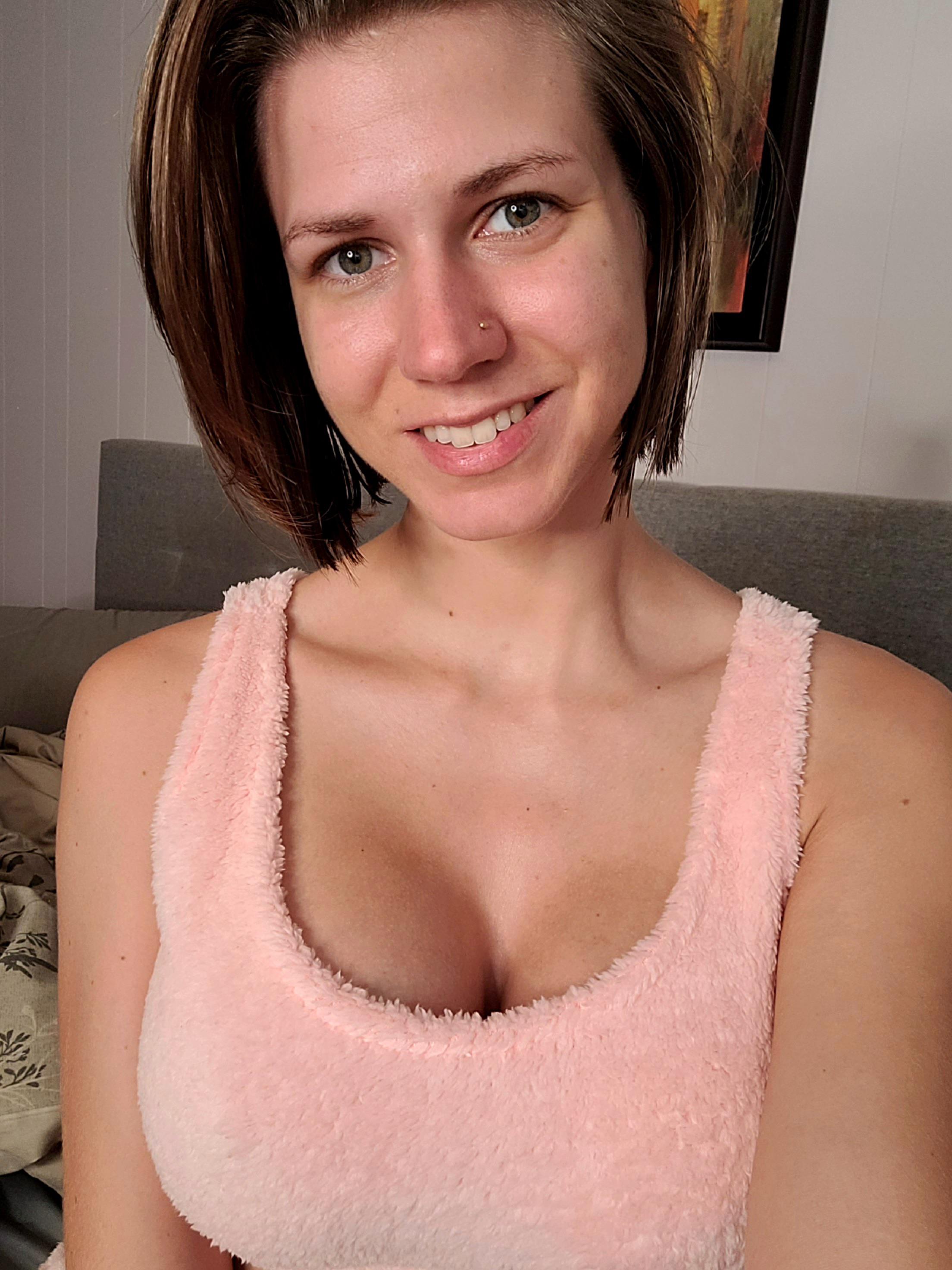 Friday plans? 😘 | Scrolller