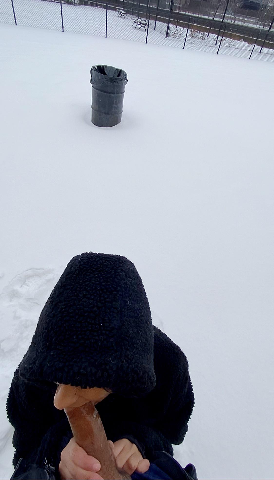 Getting My Dick Sucked Outside In The Snow Scrolller