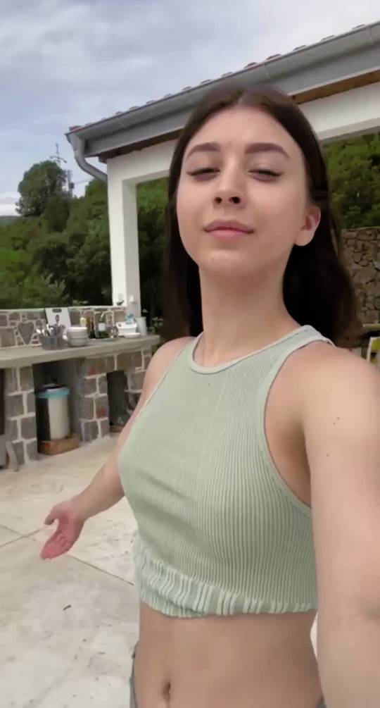 Girlfriend application: 18, computer science student, tight, perky, and extremely cum hungry