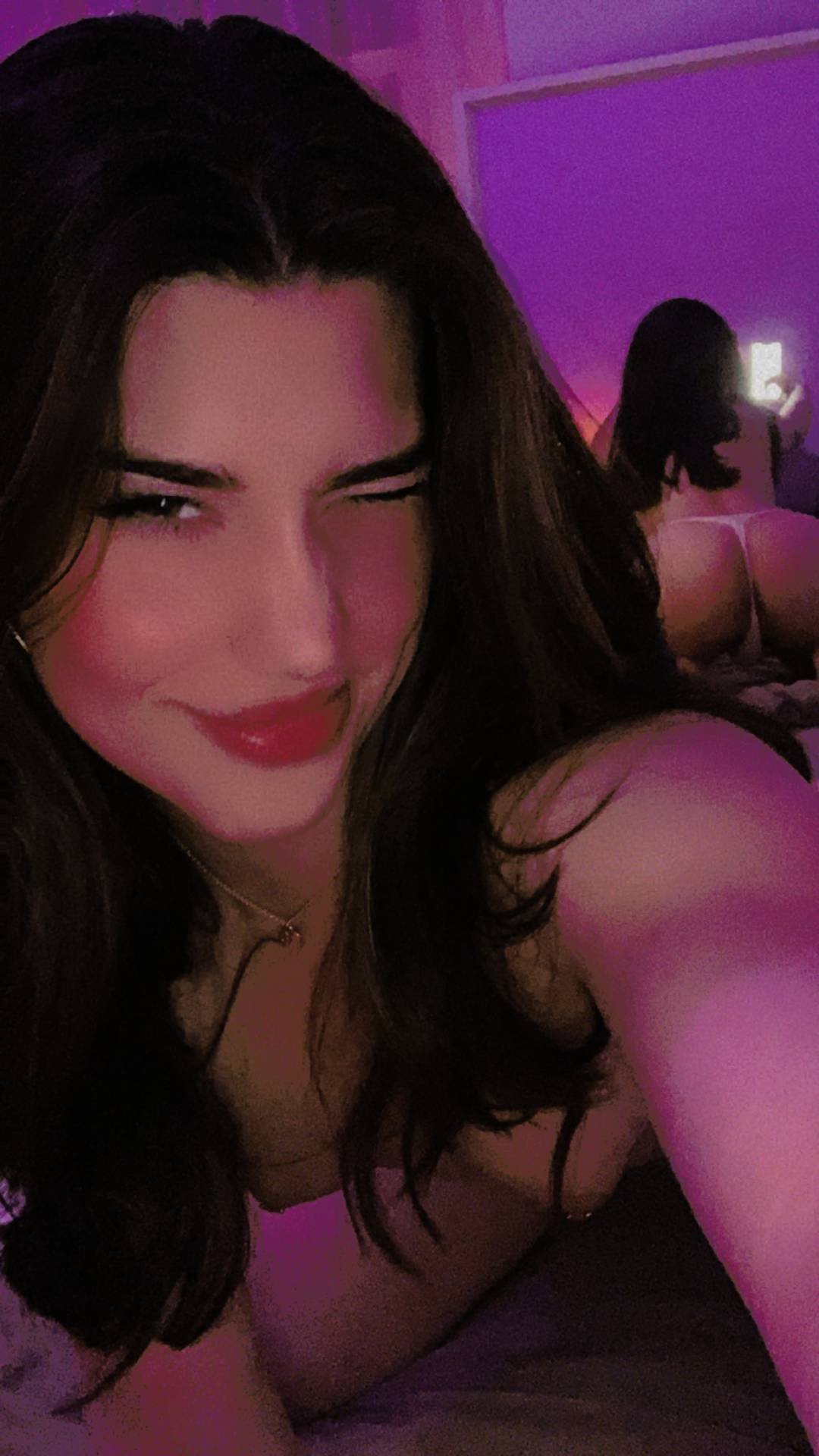 if you like trans girls, i’ll top you😉 Scrolller