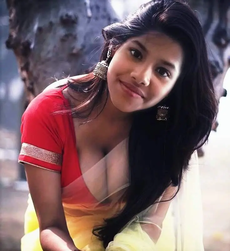 indian busty bhabhi