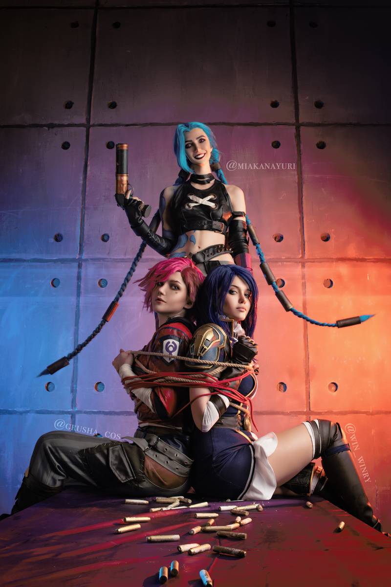 Jinx Vi Caitlyn By Miakanayuri Grusha Win Winry Scrolller 