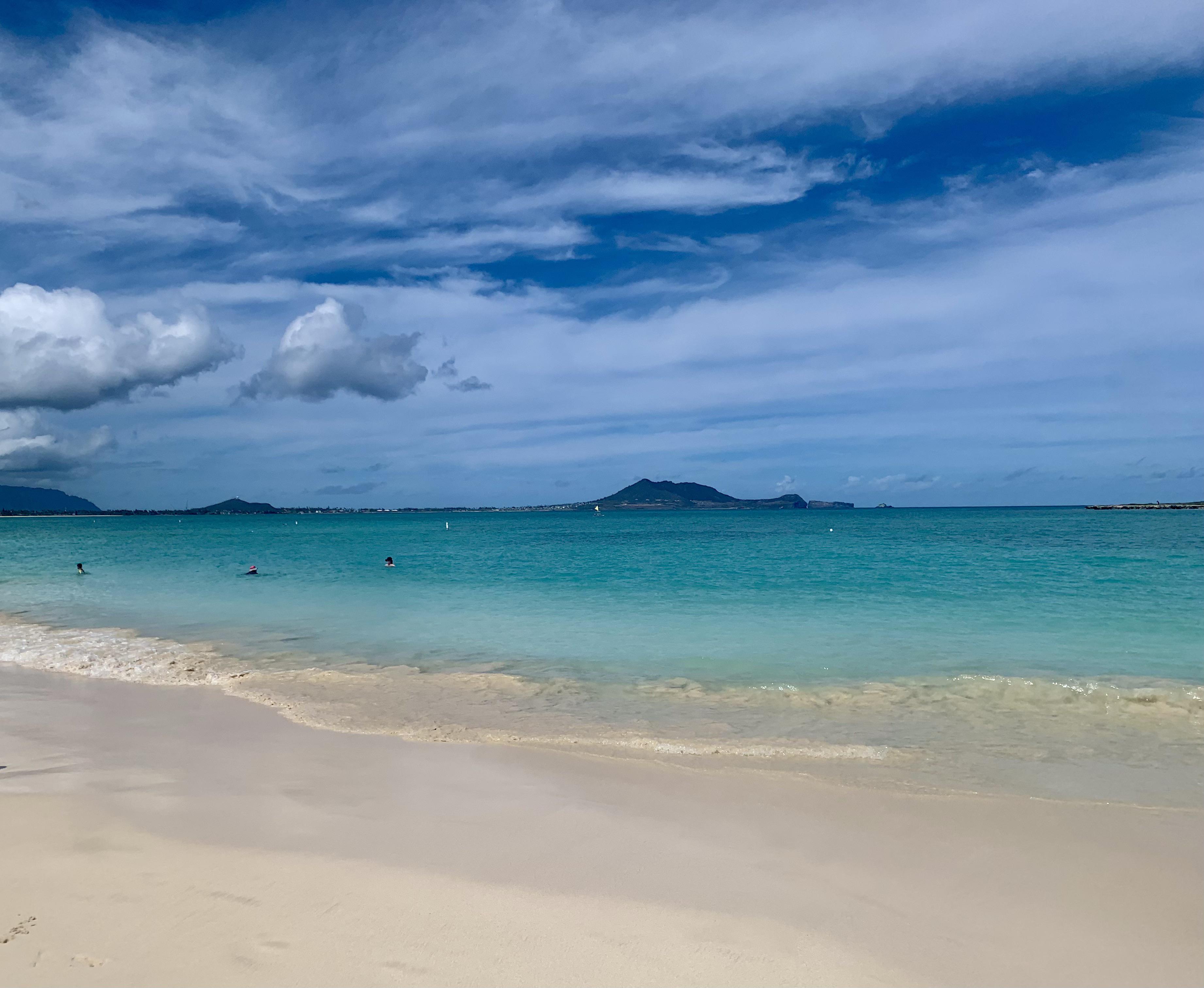 Kailua Beach Park, O’ahu, Hawaiian Islands Scrolller