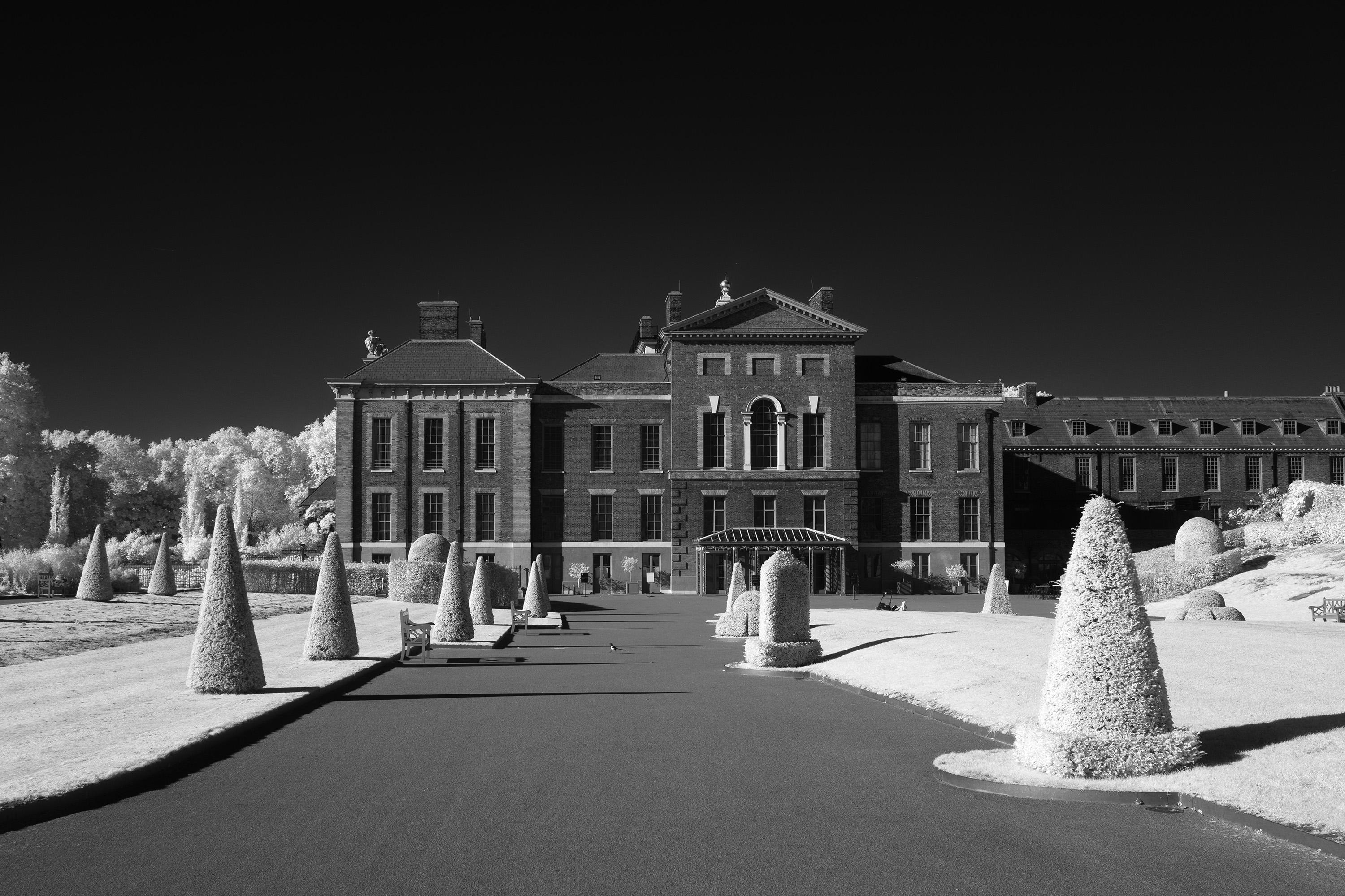 Kensington Palace Sony RX1 (full spectrum) + 830nm IR Scrolller