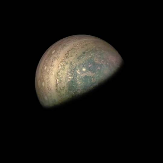 Latest Nasa Juno Spacecraft Flyby Of Jupiter Scrolller