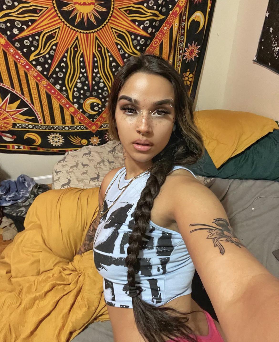 Luna Rivas (@Lunamoonrivas) [Instagram] | Scrolller