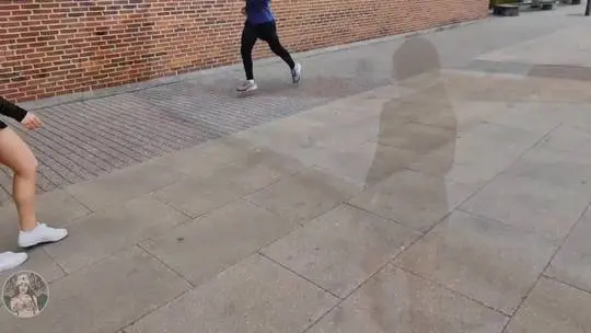 [OC] motivating runners wherever I go | Scrolller