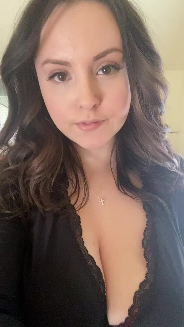 okay-for-a-mom-of-two-scrolller