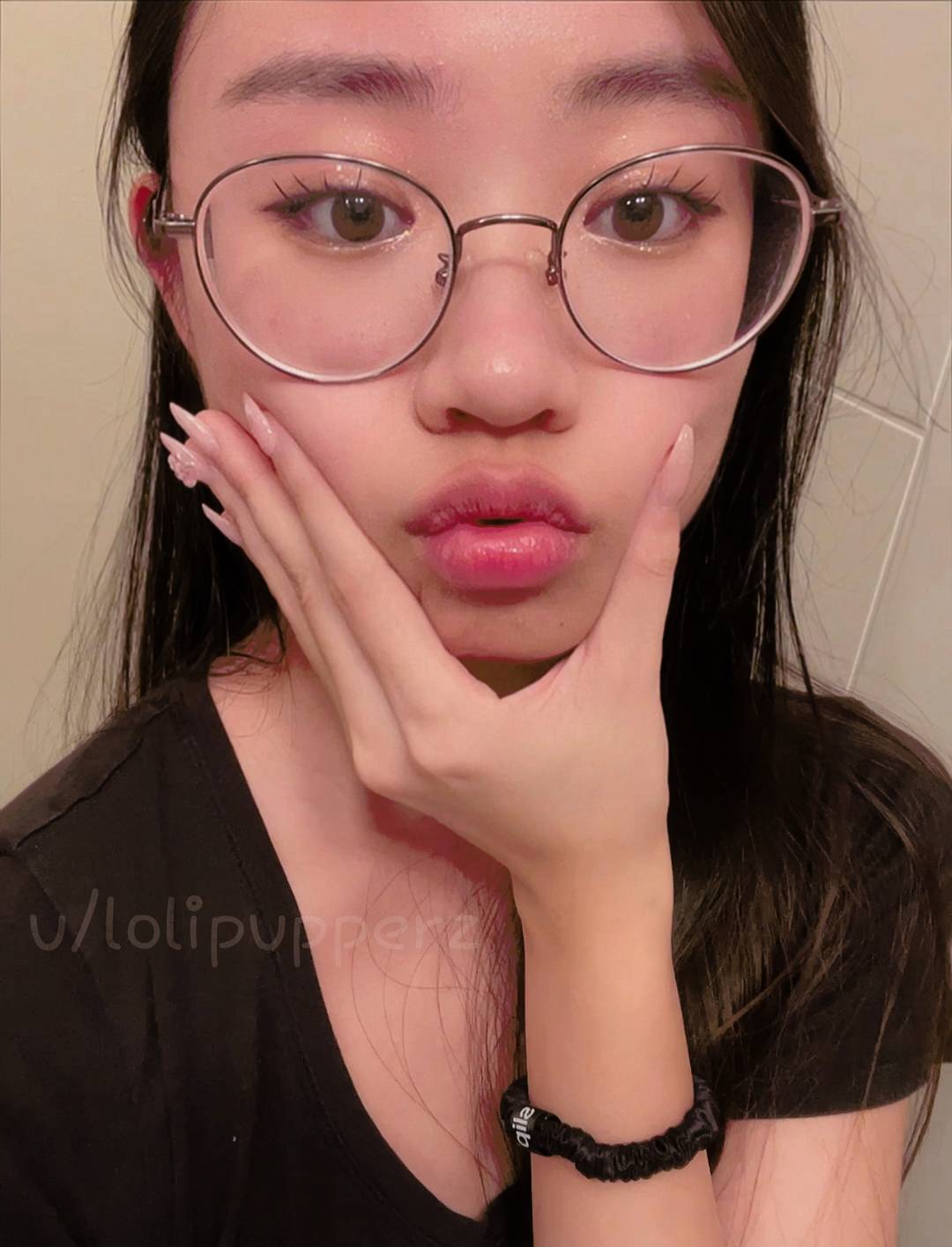 Pretty Lips For Making Out And Sucking Your Cock 🥺💗 Scrolller 7331