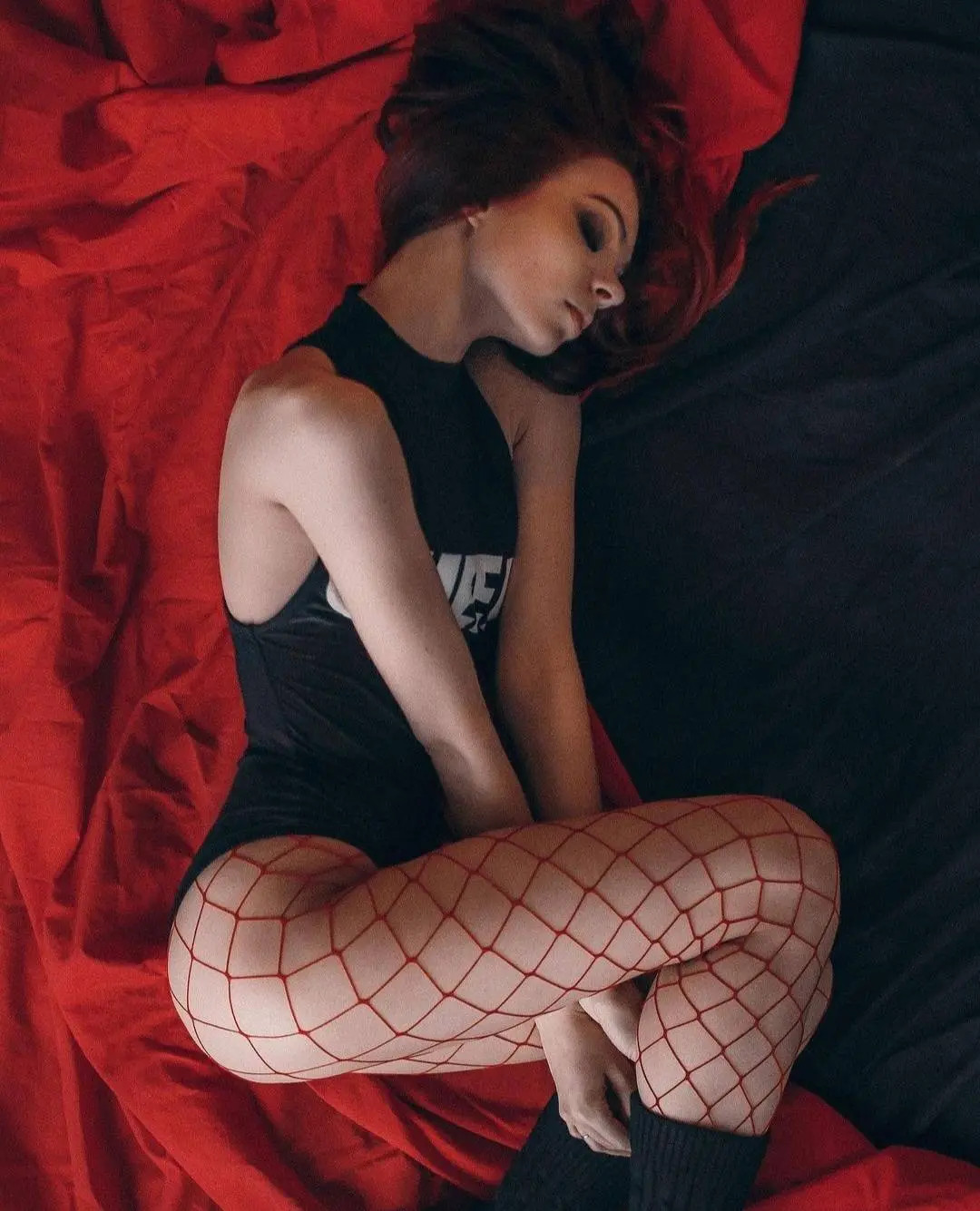 Rip of the fishnets and fuck me hard
