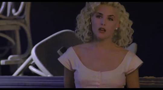 Sherilyn Fenn In Two Moon Junction Scrolller