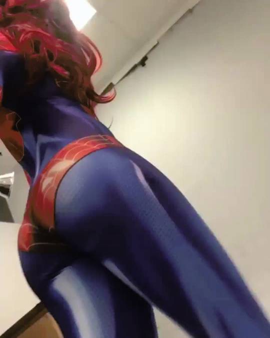 Soni Aralynn as Mary Jane [GIF] Scrolller