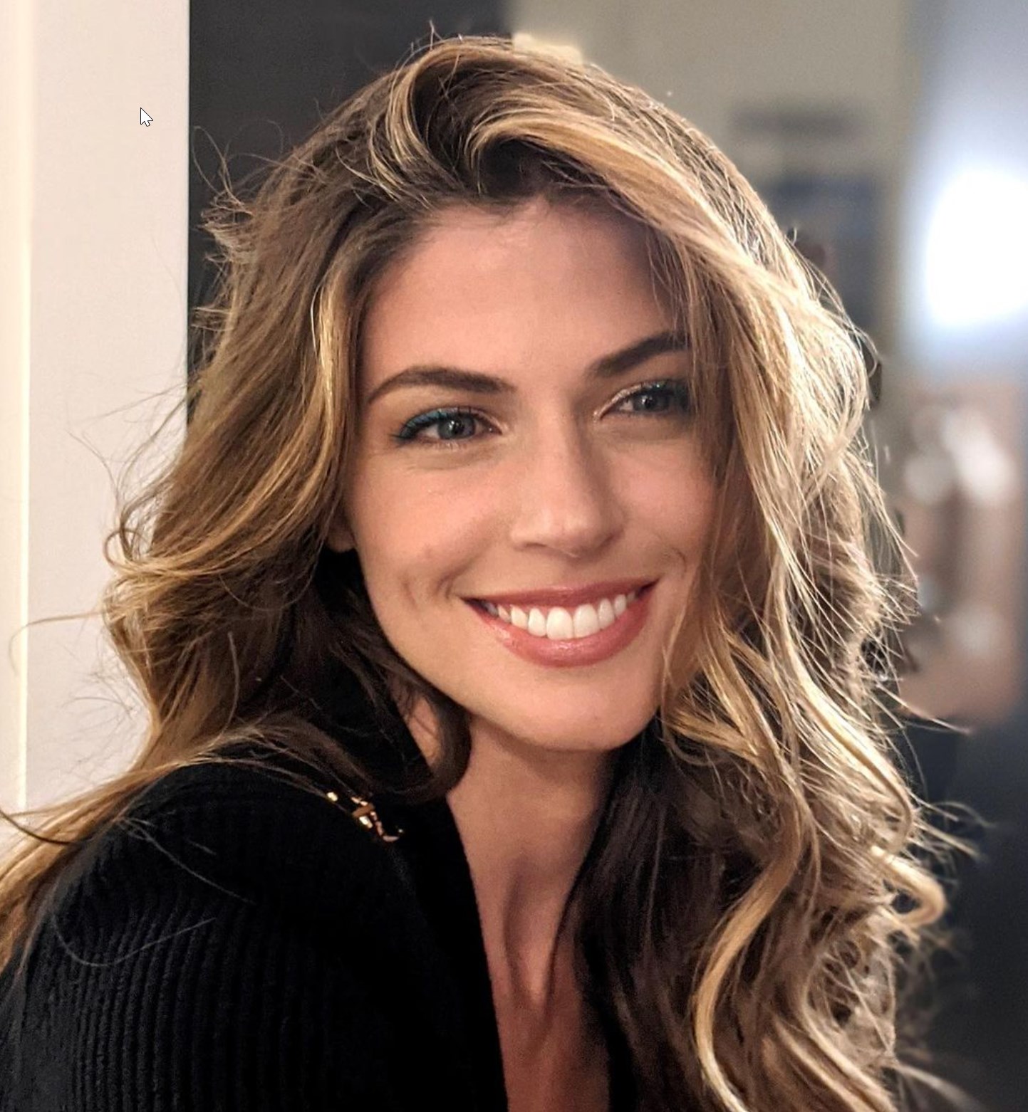 stephanie-cayo-scrolller