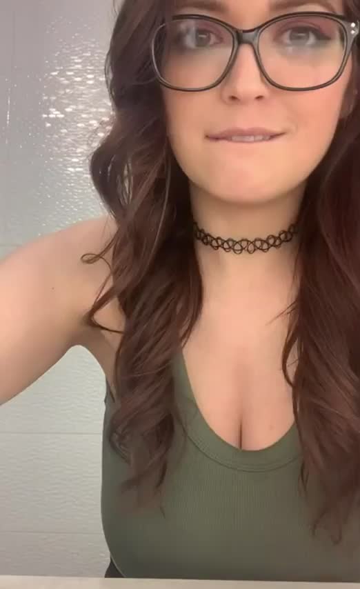 I Could Goon All Day To Tessa Fowler S Perfect Tits Scrolller